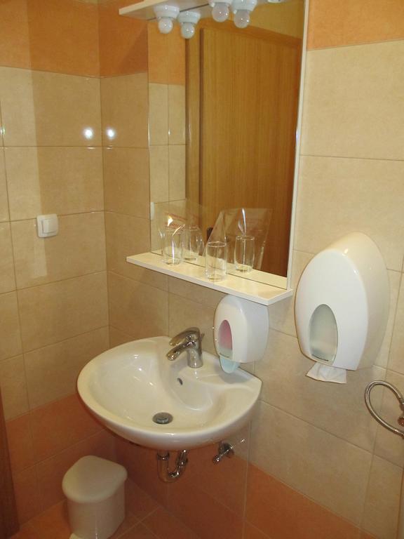קראסנו פוליה Apartments Manjan חדר תמונה