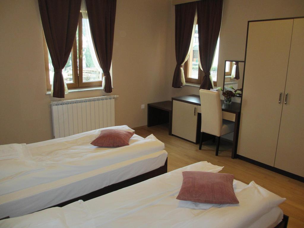 קראסנו פוליה Apartments Manjan חדר תמונה